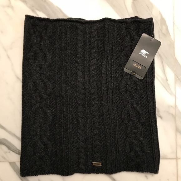 🔥1 LEFT🔥 100% Fine Merino Wool Cowl Scarf - Picture 3 of 3